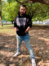 Cargar imagen en el visor de la galería, GET LUCKY BLACK HOODIE